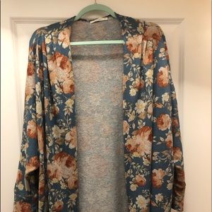Floral Cardigan size 2X
